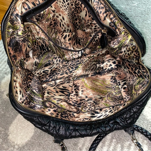 Galian Quilted Shoulder Bag - Picture 10 of 11